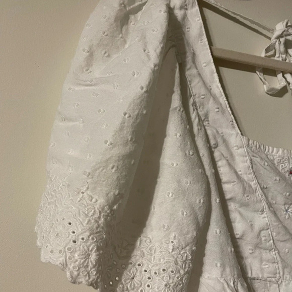 Old Navy White Swiss Dot Flutter Sleeve Tie Back Top Medium Petite - Picture 3 of 12